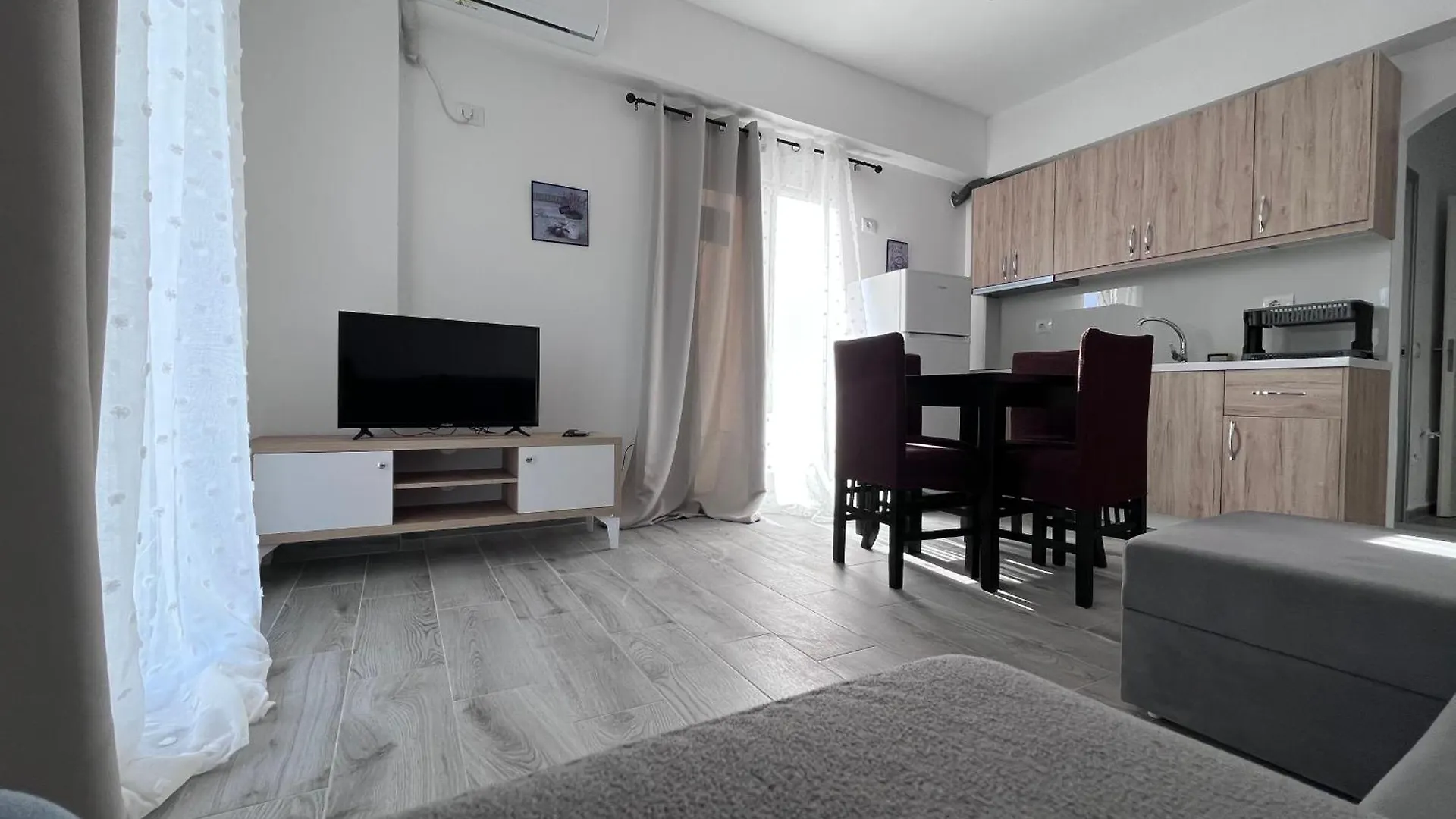 Sunlight Apartments Sarande Albania